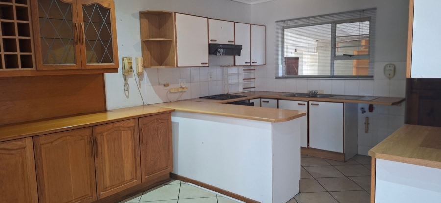 3 Bedroom Property for Sale in Abbotsford Eastern Cape
